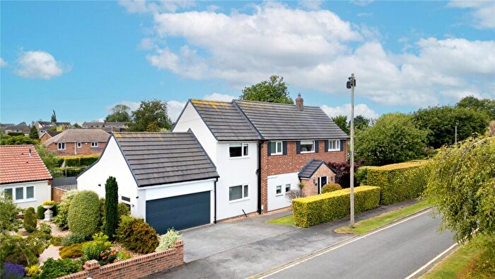 4 Bedroom Detached House For Sale In Colstan Road, Northallerton, North Yorkshire, DL6