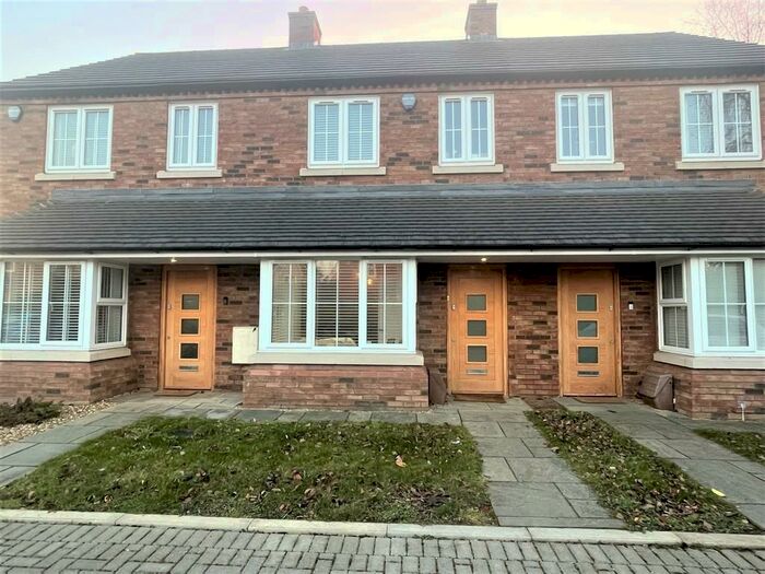 3 Bedroom Terraced House For Sale In Potton Road, Biggleswade, SG18