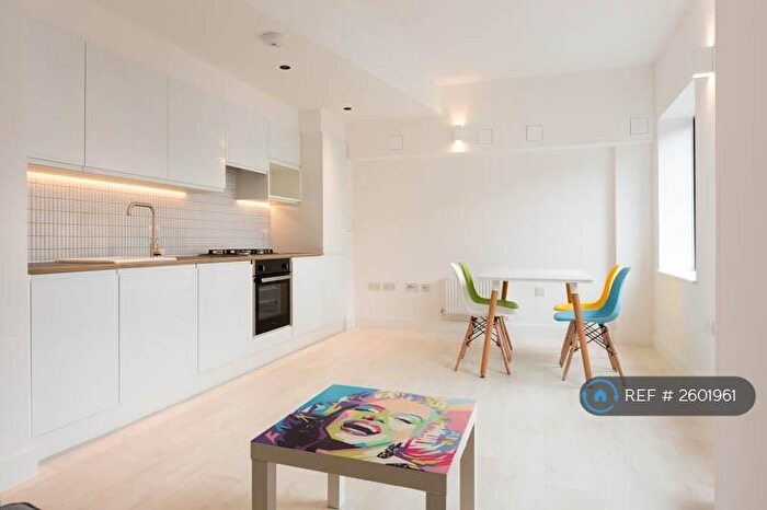 1 Bedroom Flat To Rent In New Inn Hall Street, Oxford, OX1