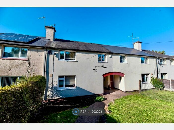 3 Bedroom Semi-Detached House To Rent In Overdale Road, Nottingham, NG6