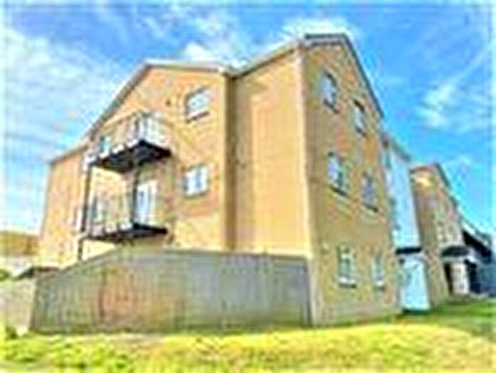 1 Bedroom Flat To Rent In Riviera Park Apartments, Shore Road, PO38