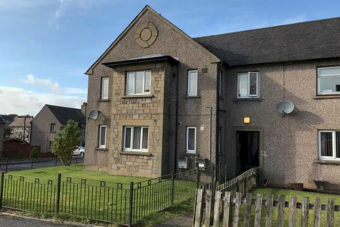 2 Bedroom Flat To Rent In D Crum Crescent, Stirling, FK7