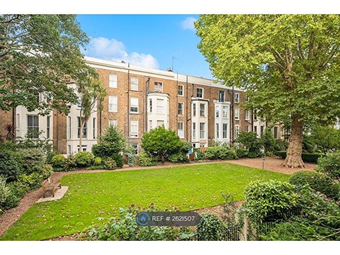 2 Bedroom Flat To Rent In Russell Road, London, W14