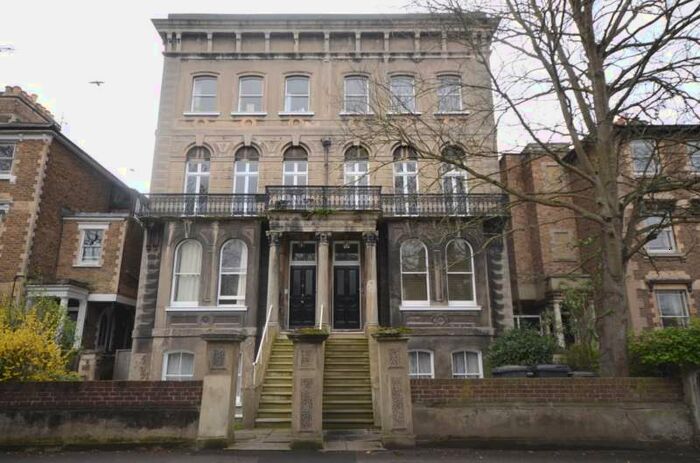 1 Bedroom Property To Rent In Clarence Road, SL4