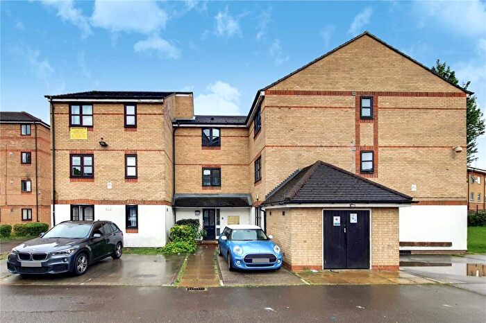 1 Bedroom Apartment To Rent In Cherry Blossom Close, Palmers Green, London, N13