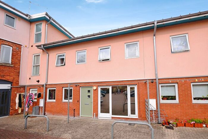 3 Bedroom Terraced House For Sale In Catherine Court, Hereford, HR1