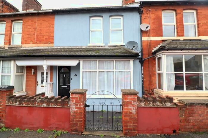 3 Bedroom Terraced House To Rent In Irchester Road, Rushden, NN10