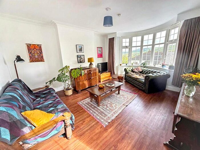 4 Bedroom Semi-Detached House For Sale In Rivock Avenue, Utley, BD20