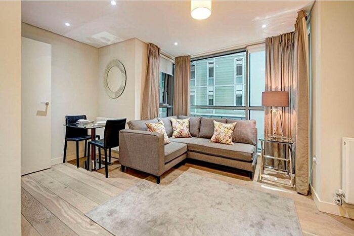 3 Bedroom Flat To Rent In Merchant Square East, London, W2