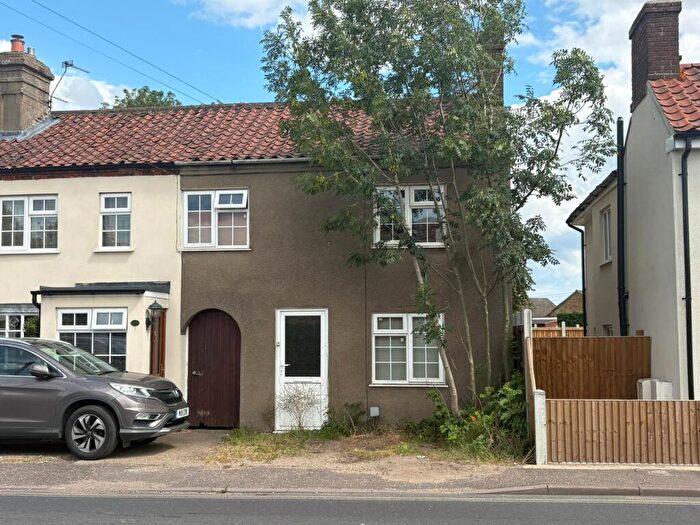 3 Bedroom End Of Terrace House For Sale In Shipdham Road, Dereham, NR19