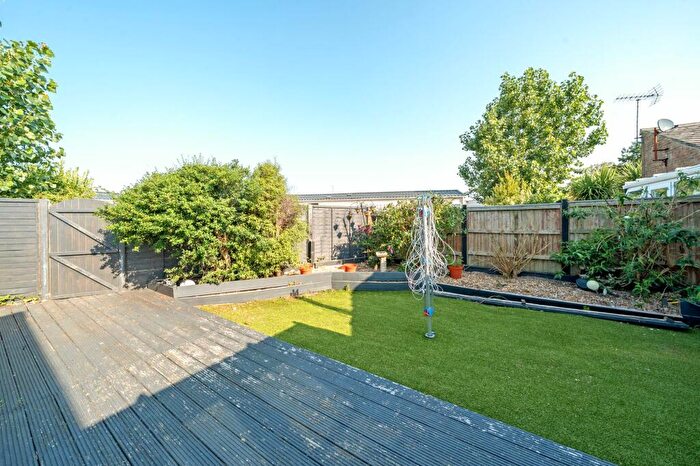 2 Bedroom Terraced Bungalow For Sale In Heron Mead, Pagham, Bognor Regis, PO21