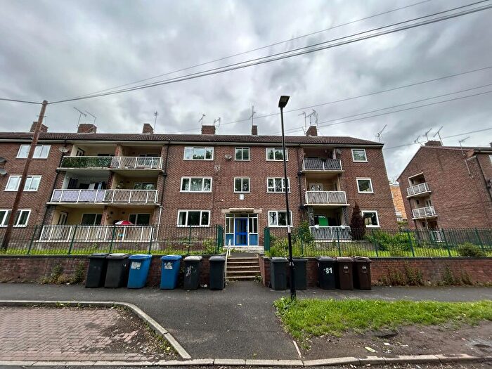 3 Bedroom Flat For Sale In School Road, High Green, Sheffield, S35