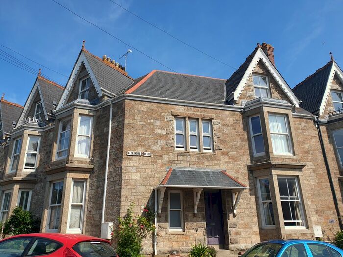 Studio To Rent In Alexandra Place, Penzance, TR18