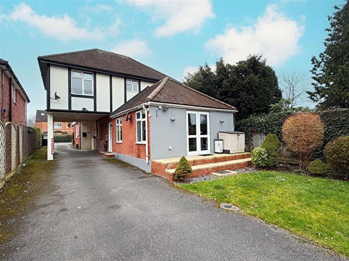 2 Bedroom Flat For Sale In Chobham Road, Sunningdale, Berkshire, SL5