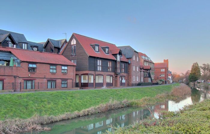 1 Bedroom Flat To Rent In Double Street, Spalding, PE11