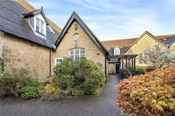 1 Bedroom Apartment For Sale In Warrenne Way, Reigate, Surrey, RH2