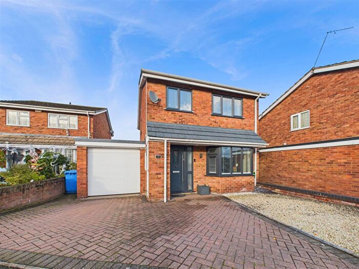 3 Bedroom Detached House For Sale In Sandford Close, Hill Ridware, Rugeley, WS15