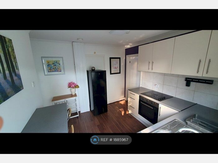 1 Bedroom Flat To Rent In Hounslow Road, Feltham, TW14