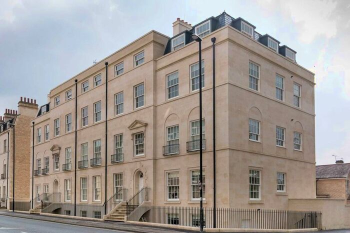 2 Bedroom Apartment To Rent In Holburne Place, BA2