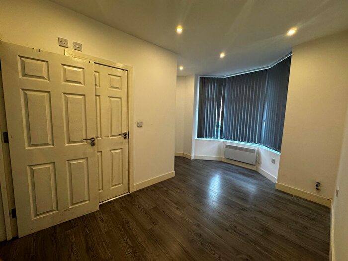 2 Bedroom Flat To Rent In Stuart Street, Leicester, LE3