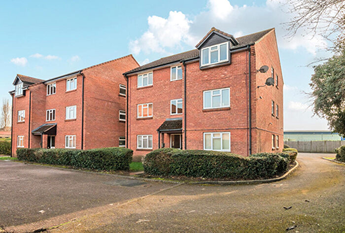 2 Bedroom Apartment For Sale In St. Peters Close, Cheltenham, Gloucestershire, GL51