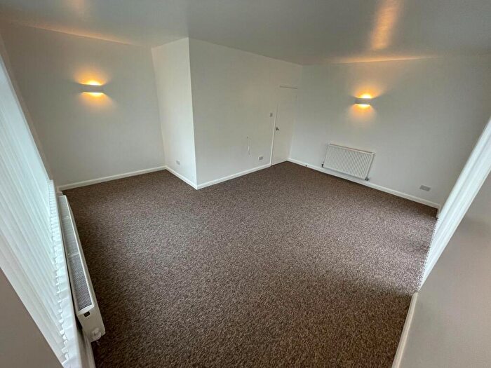 3 Bedroom House To Rent In Lodway, Bristol, BS20