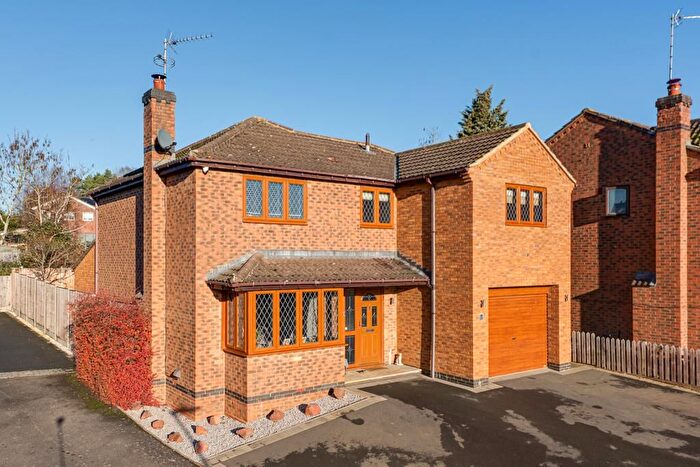 4 Bedroom Detached House For Sale In Vickers Close, Rothwell, NN14