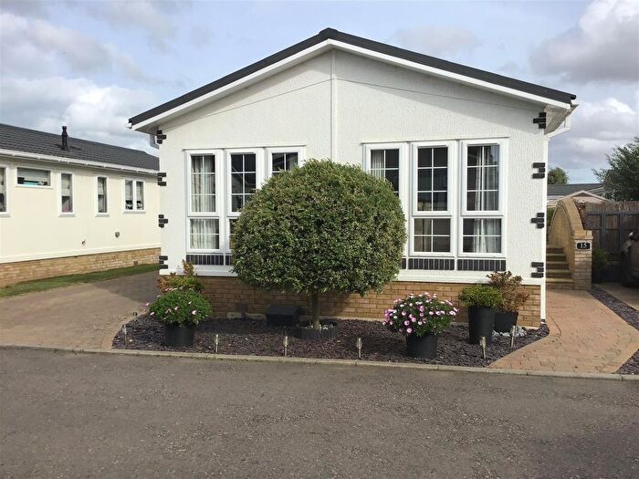 2 Bedroom Detached Bungalow For Sale In Cherry Blossom Drive, Herne Bay, CT6