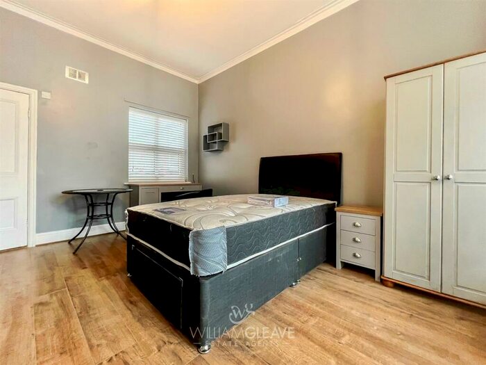 1 Bedroom Property To Rent In Bryn Arnold, Deans Place, Connah's Quay, Deeside, Clwyd, CH5