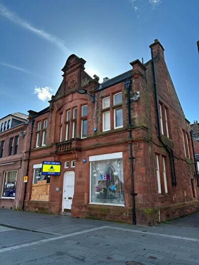 3 Bedroom Maisonette To Rent In A South St. Johns Place, Perth, PH1