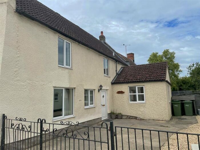 4 Bedroom Cottage To Rent In The Green, Frampton-On-Severn, GL2
