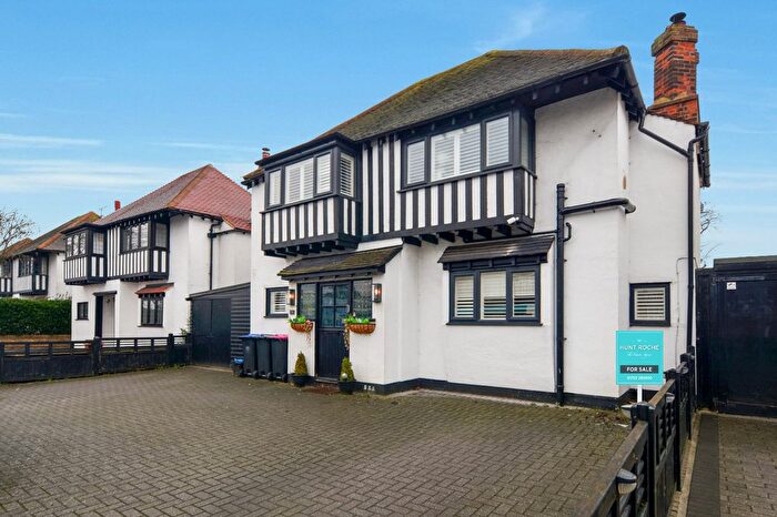 3 Bedroom Detached House For Sale In Caulfield Road, Shoeburyness, Essex, SS3