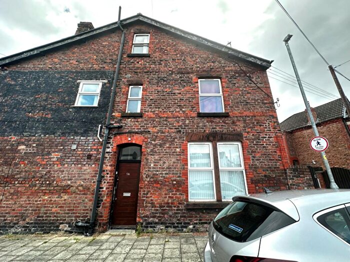 2 Bedroom Maisonette To Rent In Waverley Grove, Birkenhead, CH42