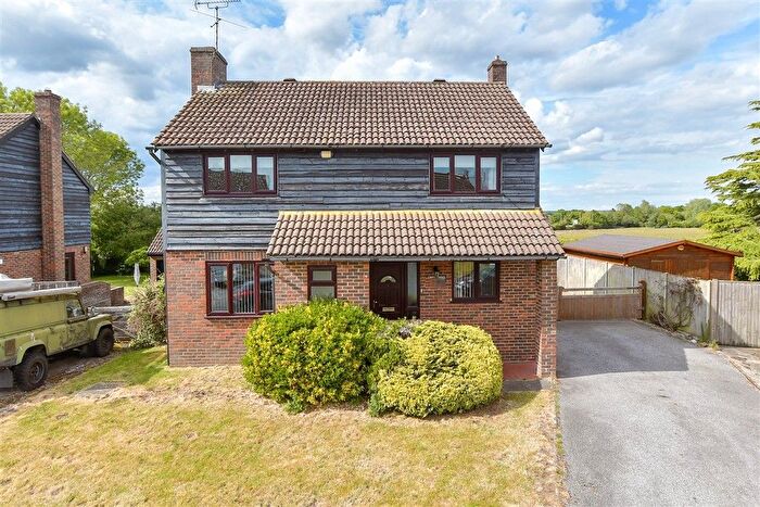 4 Bedroom Detached House For Sale In South Lea, Kingsnorth, Kent, TN23