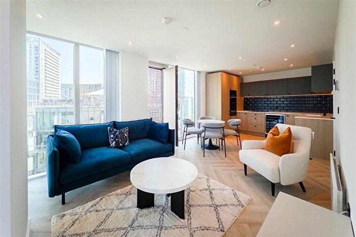 2 Bedroom Apartment To Rent In Bankside, Colliers Yard, M3