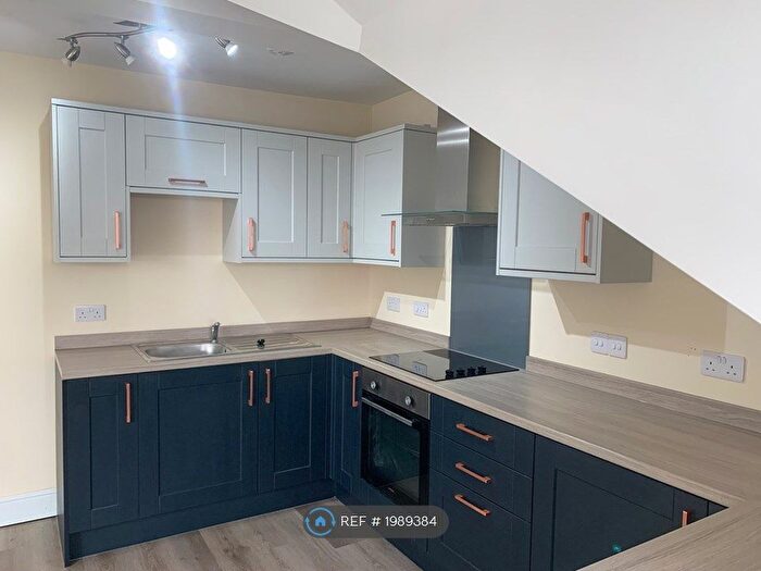 1 Bedroom Flat To Rent In Bedford Road, Birkenhead, CH42