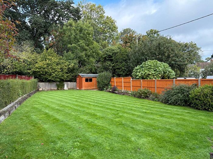 3 Bedroom Bungalow For Sale In Sugworth Crescent, Abingdon, OX14