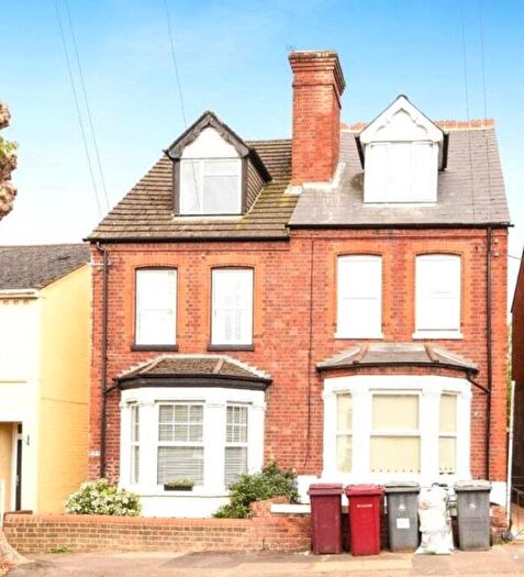1 Bedroom Apartment To Rent In Waverley Road, Reading, RG30