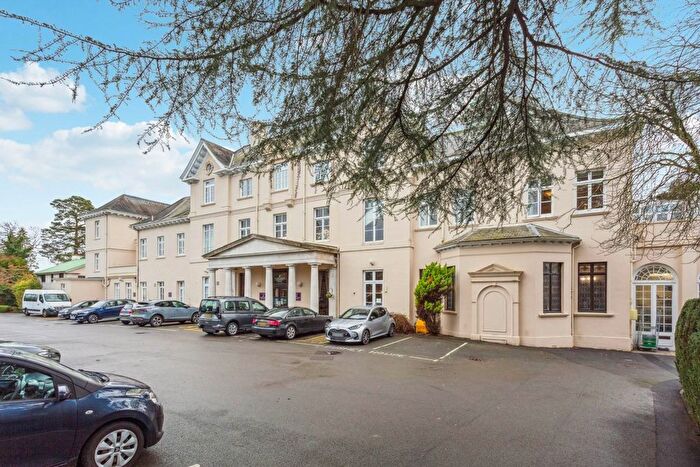2 Bedroom Flat For Sale In Bushey House, High Street, Bushey Village, WD23