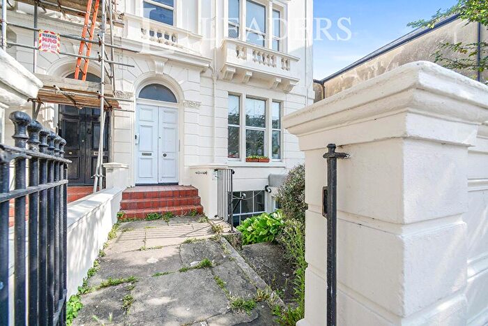 Studio To Rent In Montpelier Place, BN1