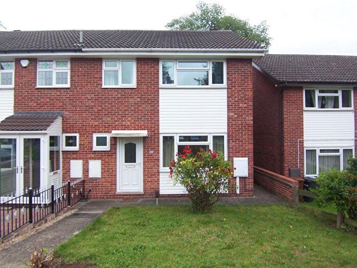 3 Bedroom Semi Detached House To Rent In Cantelupe Road, Ilkeston, DE7