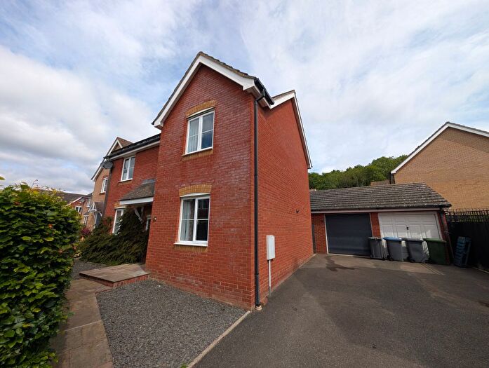 4 Bedroom Detached House For Sale In Long Avenue, Saxmundham, Suffolk, IP17