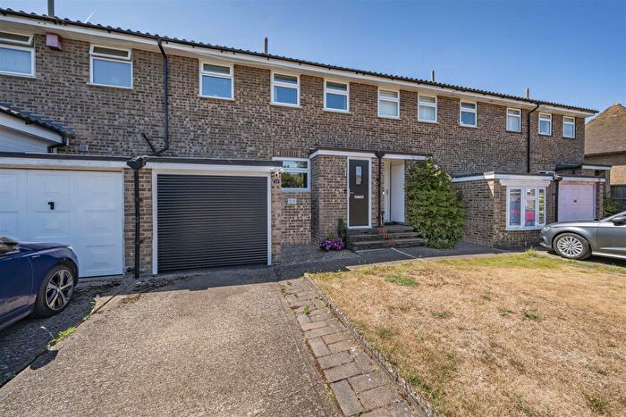 3 Bedroom House For Sale In Bunces Close, Eton Wick, Windsor, SL4