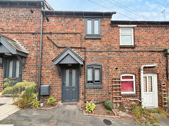 2 Bedroom Terraced House To Rent In Park Street, Kidderminster, DY11
