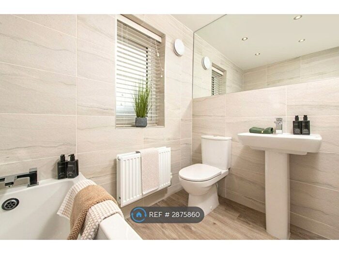 2 Bedroom Flat To Rent In Bearsden Avenue, Cambridge, CB3