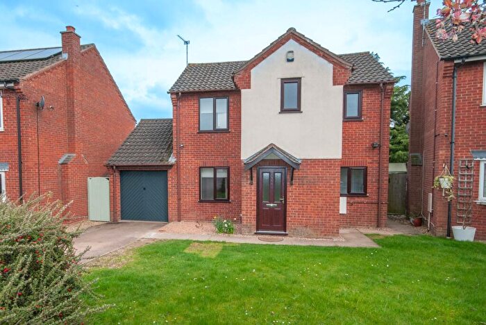 3 Bedroom Detached House To Rent In Campion Way, Rugby, CV23