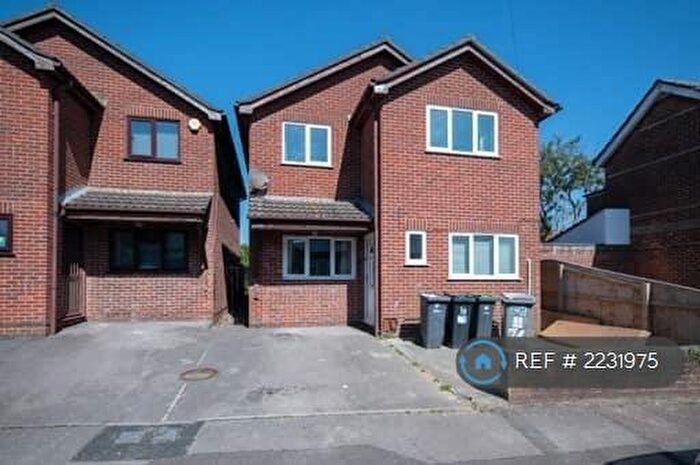 6 Bedroom Detached House To Rent In Cardigan Road, Bournemouth, BH9