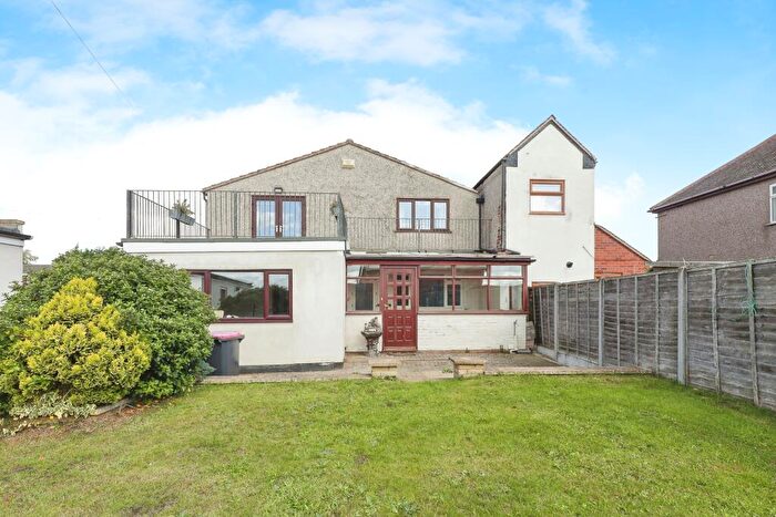 5 Bedroom House To Rent In Birmingham Road, Ansley., CV10