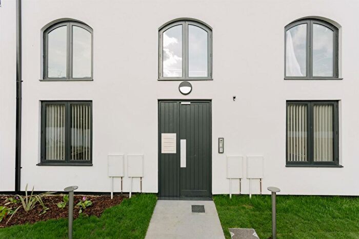 1 Bedroom Flat To Rent In Fonthill Mews, Finsbury Park, N4