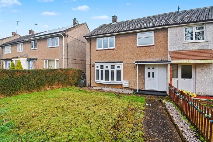 3 Bedroom Semi-Detached House For Sale In Bentley Walk, Corby, NN18